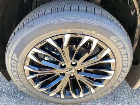 New 2026 Nissan Rogue SV image 15