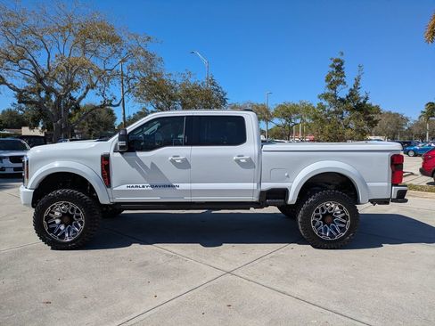New 2026 Ford F250 Lariat w/ Black Appearance Package AWD/4WD image 3