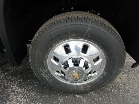 New 2026 Chevrolet Silverado 3500 LT w/ All Star Edition AWD/4WD image 10