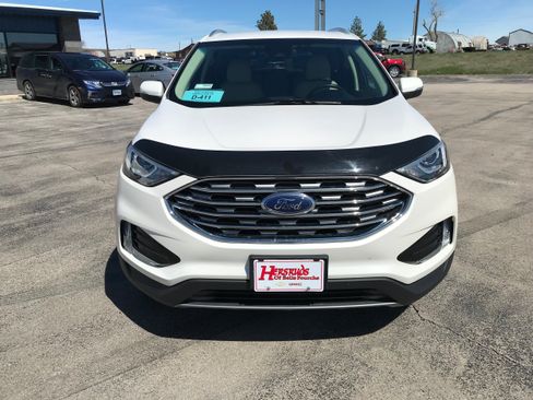 Used 2019 Ford Edge SEL w/ Equipment Group 201A AWD/4WD image 3