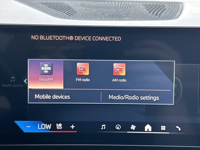 Certified 2025 BMW X5 xDrive40i AWD/4WD image 9