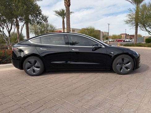 Used 2020 Tesla Model 3 Long Range image 2