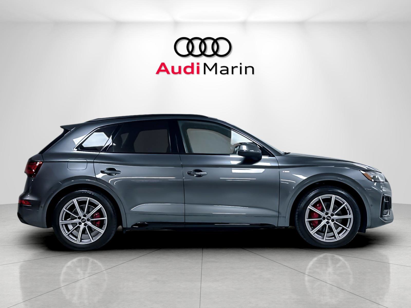 Certified 2024 Audi Q5 e Prestige AWD/4WD image 6