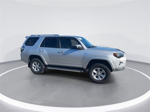 Used 2018 Toyota 4Runner SR5 image 8
