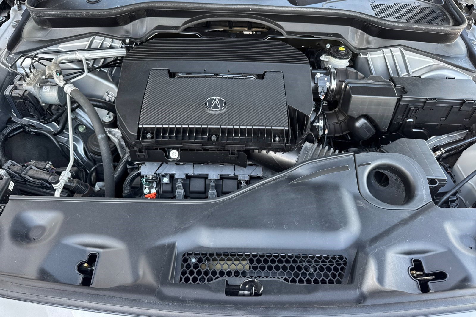 Used 2024 Acura MDX w/ Technology Package FWD image 38