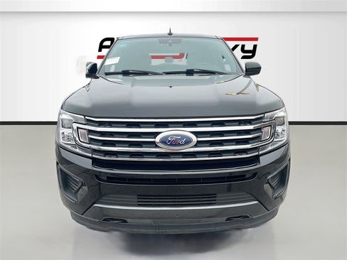 Used 2020 Ford Expedition Max XL image 2