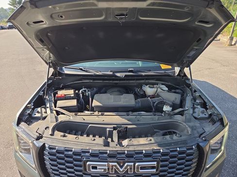 Used 2023 GMC Yukon XL Denali Ultimate AWD/4WD image 21
