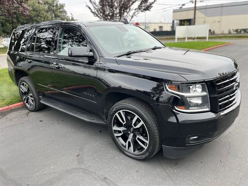 Used 2018 Chevrolet Tahoe Premier image 3
