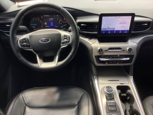 Certified 2023 Ford Explorer XLT w/ Equipment Group 202A image 8