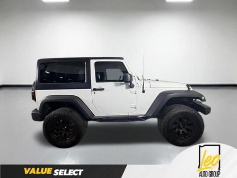 Used 2013 Jeep Wrangler Sport AWD/4WD image 6