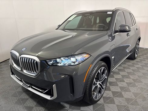 Certified 2026 BMW X5 xDrive50e AWD/4WD image 2