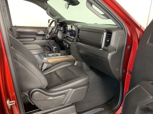 Used 2023 Chevrolet Silverado 1500 LT AWD/4WD image 39
