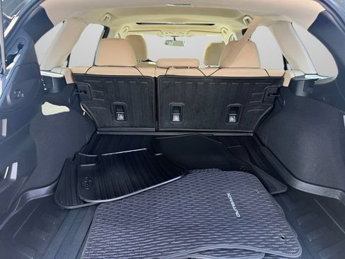 Used 2018 Subaru Outback 2.5i Limited AWD/4WD image 11