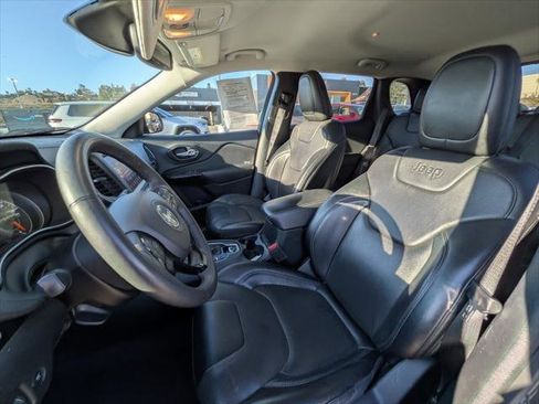 Certified 2023 Jeep Cherokee Altitude Lux image 10