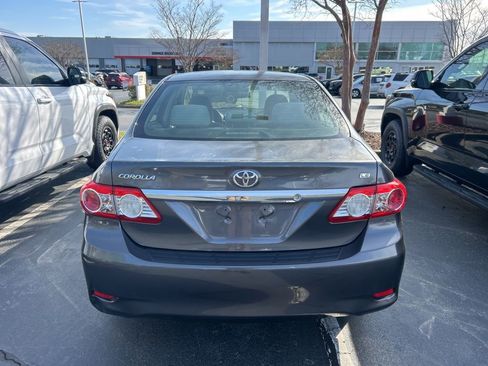 Used 2011 Toyota Corolla LE image 6