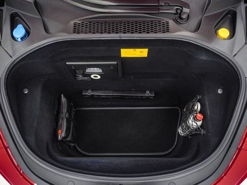 Used 2023 McLaren Artura RWD image 31