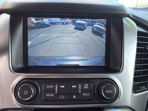 Used 2019 Chevrolet Suburban LT AWD/4WD image 20