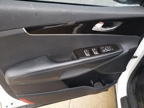 Used 2019 Kia Sorento EX AWD/4WD image 13