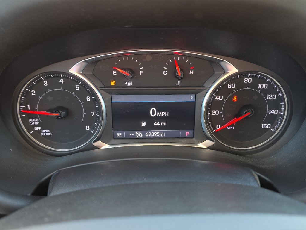 Used 2023 GMC Terrain SLT AWD/4WD image 10