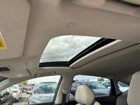 Used 2025 Honda Accord SE image 27
