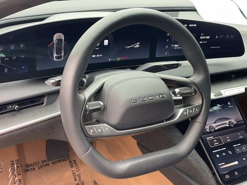 Used 2025 Lucid Air Touring AWD/4WD image 7