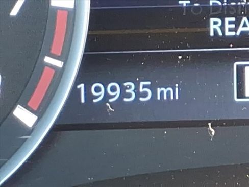 Certified 2024 Nissan Frontier SV w/ Hardbody Edition image 23