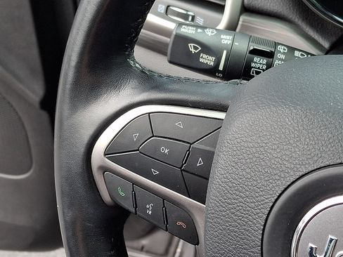 Used 2021 Jeep Grand Cherokee Laredo X AWD/4WD image 22