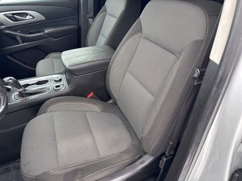 Used 2018 Chevrolet Traverse LT image 24
