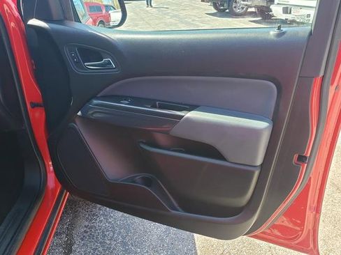 Used 2016 Chevrolet Colorado Z71 AWD/4WD image 21