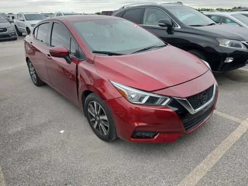 Used 2021 Nissan Versa SV FWD image 3