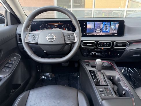 Used 2026 Nissan Sentra SR w/ SR Premium Package FWD image 16