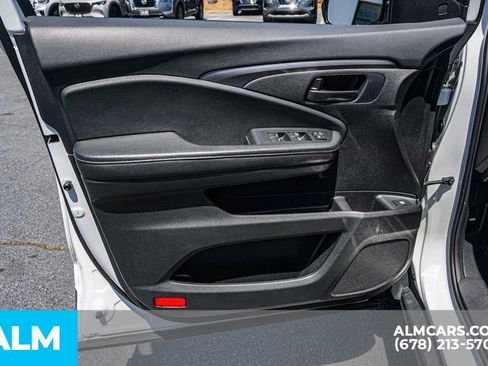 Used 2025 Honda Ridgeline Sport image 48