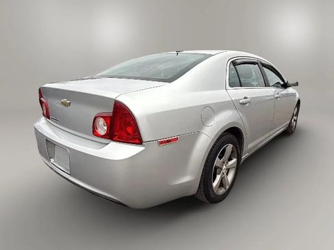 Used 2011 Chevrolet Malibu LT w/ Power Convenience Package image 5