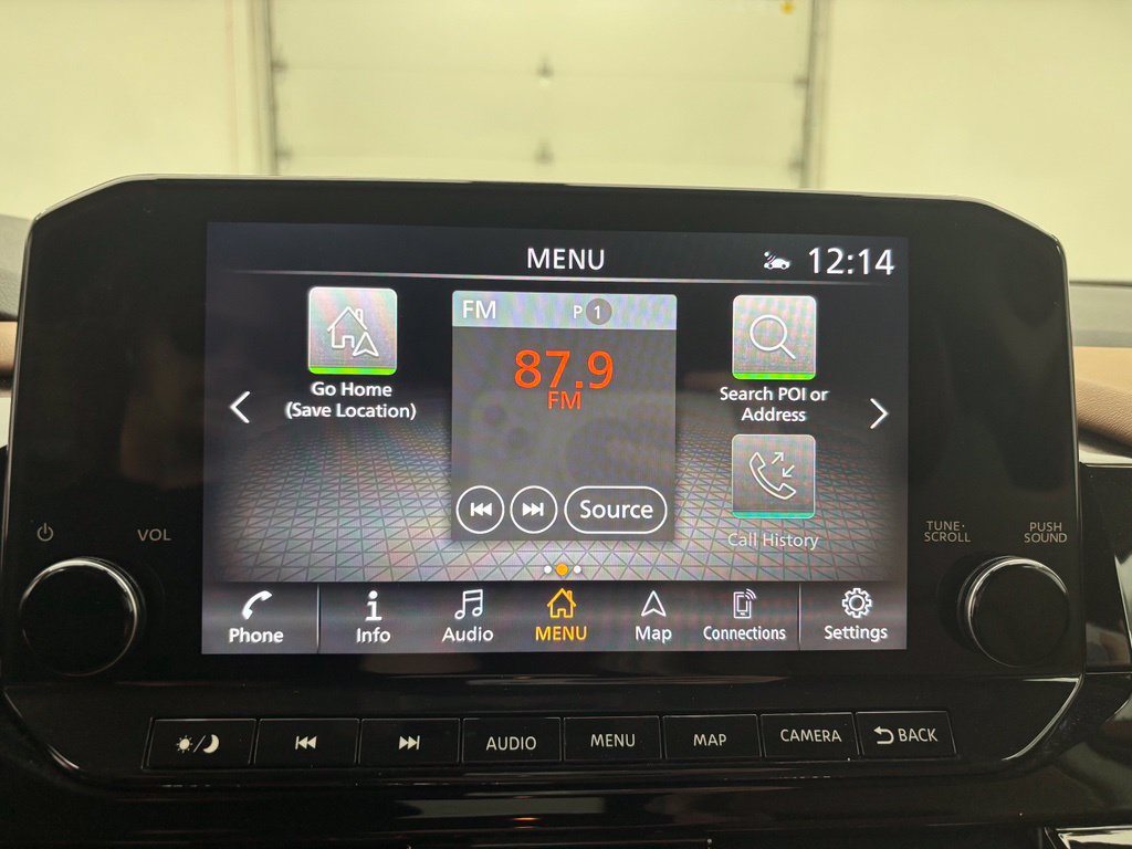 Used 2023 Nissan Pathfinder Platinum AWD/4WD image 4