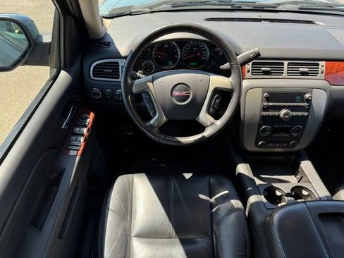 Used 2012 GMC Sierra 1500 SLT w/ SLT Convenience Package AWD/4WD image 4