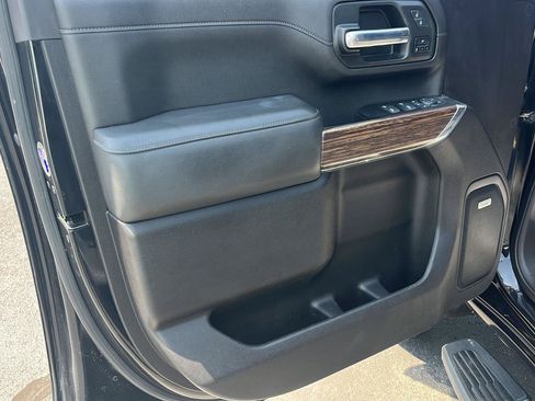Used 2022 Chevrolet Silverado 3500 High Country AWD/4WD image 18