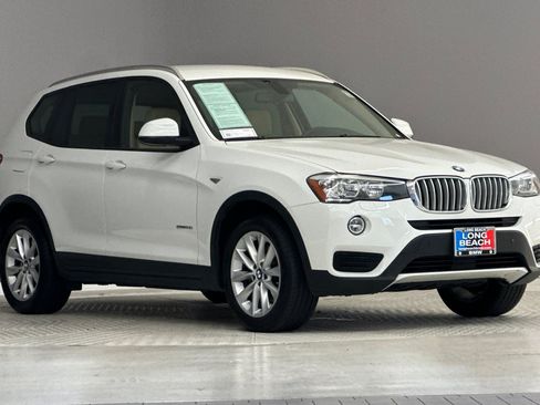 Used 2017 BMW X3 sDrive28i RWD image 7