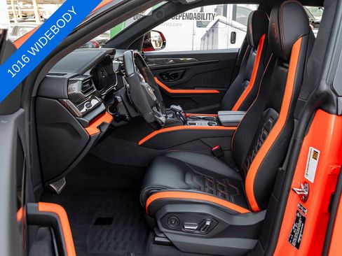 Used 2025 Lamborghini Urus SE AWD/4WD image 15