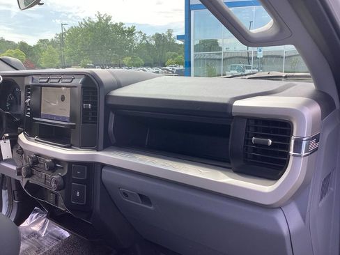 Used 2023 Ford F250 XL w/ Snow Plow Prep Package AWD/4WD image 16