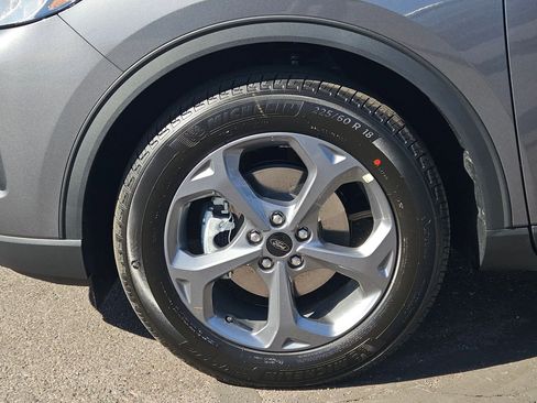 New 2026 Ford Escape ST-Line w/ Tech Pack #1 image 7