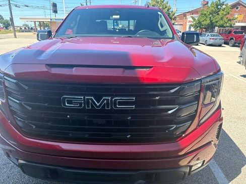 Used 2024 GMC Sierra 1500 Elevation w/ Elevation Premium Package AWD/4WD image 14