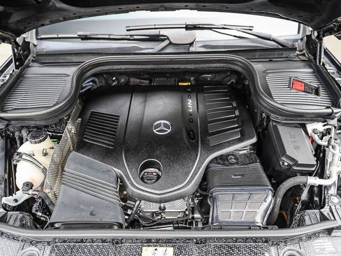 Used 2022 Mercedes-Benz GLS 450 4MATIC image 36