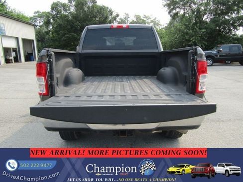 Used 2021 RAM 2500 Tradesman w/ Chrome Appearance Group AWD/4WD image 6