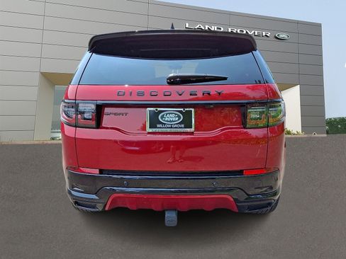 Certified 2025 Land Rover Discovery Sport Dynamic SE image 7