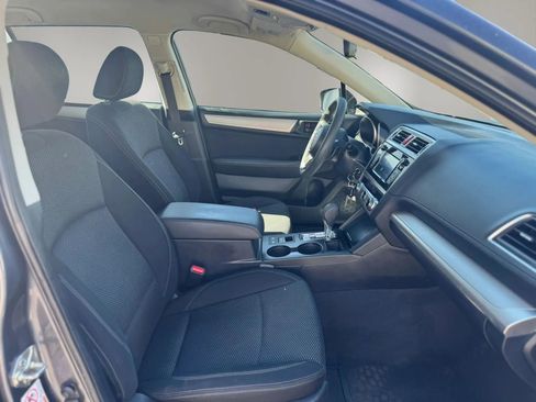 Used 2018 Subaru Outback 2.5i AWD/4WD image 12