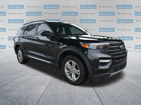 Used 2020 Ford Explorer XLT w/ Equipment Group 202A AWD/4WD image 3