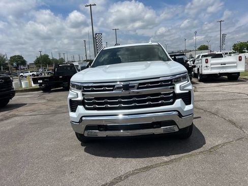 New 2026 Chevrolet Silverado 1500 LTZ w/ LTZ Premium Package AWD/4WD image 8