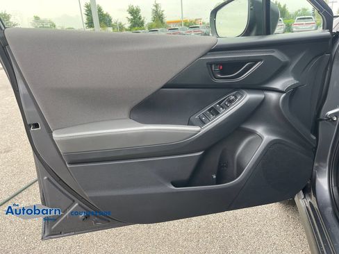 Used 2024 Subaru Crosstrek 2.0i Premium AWD/4WD image 10