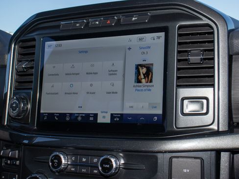 Used 2022 Ford F150 XLT w/ Equipment Group 302A High image 22