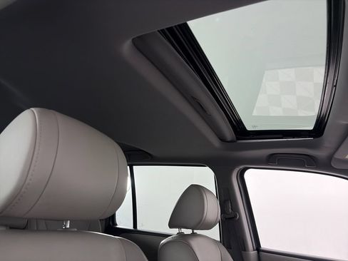Used 2015 Honda Pilot EX-L image 31